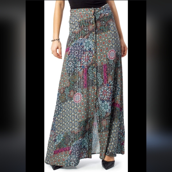 Desigual Fal_Icaria maxi skirt size 4 NWT